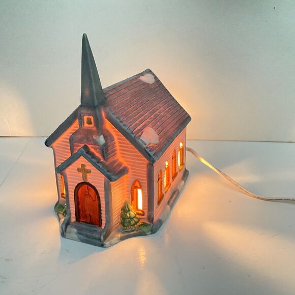 Vintage St Paul Church Porcelain Electric Lightup Christmas Home Decor National - Picture 2 of 8